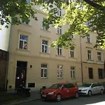 Silver Wolf Apartments